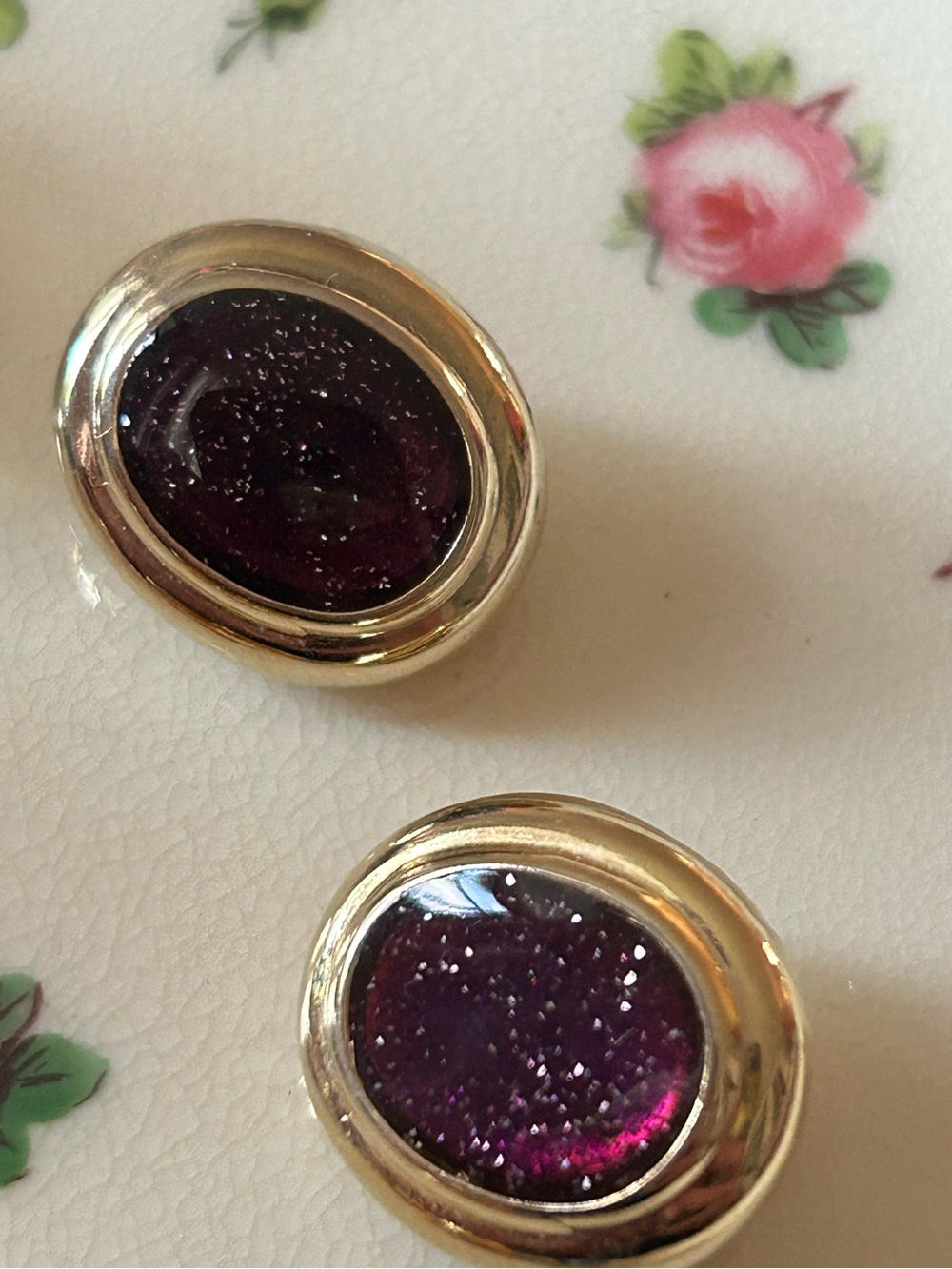 Vintage Gold-Tone clip on Earrings with oval Purple faux Druzy Cabochon